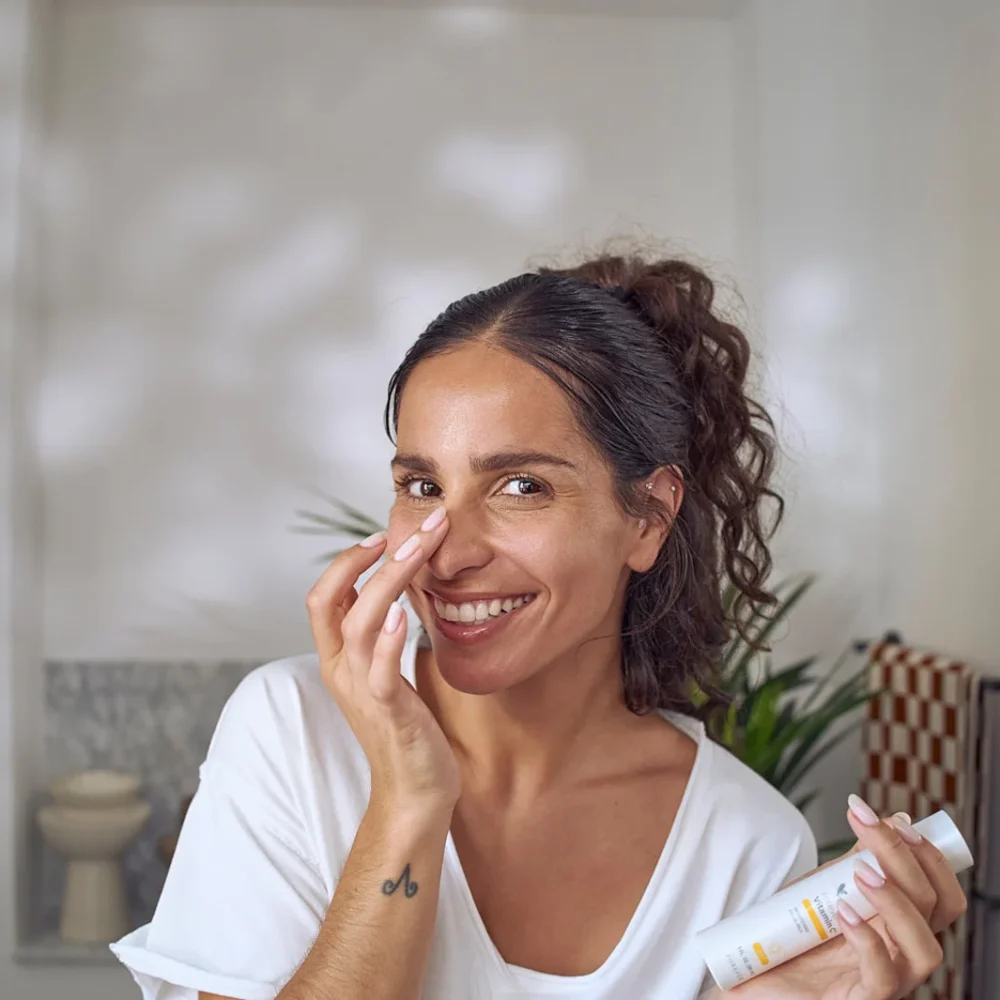 forever-vitamin-c-facial-milk